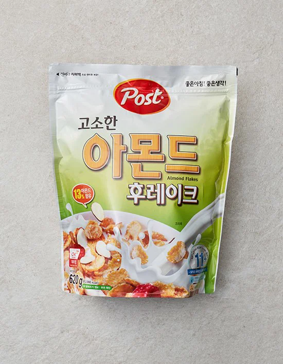 포스트 아몬드 후레이크 정면 사진